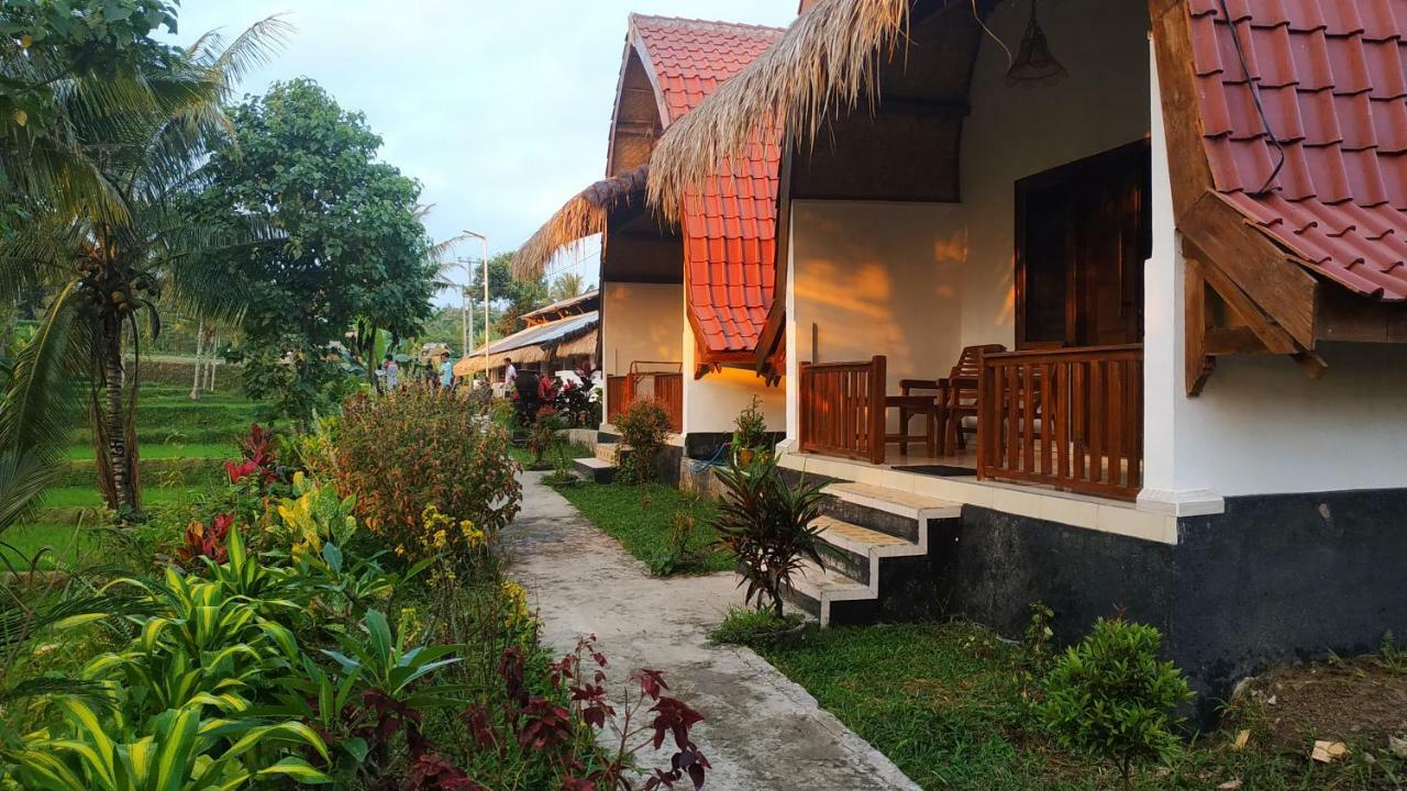 Bale Kembang Kuning Apartment Tetebatu Exterior photo